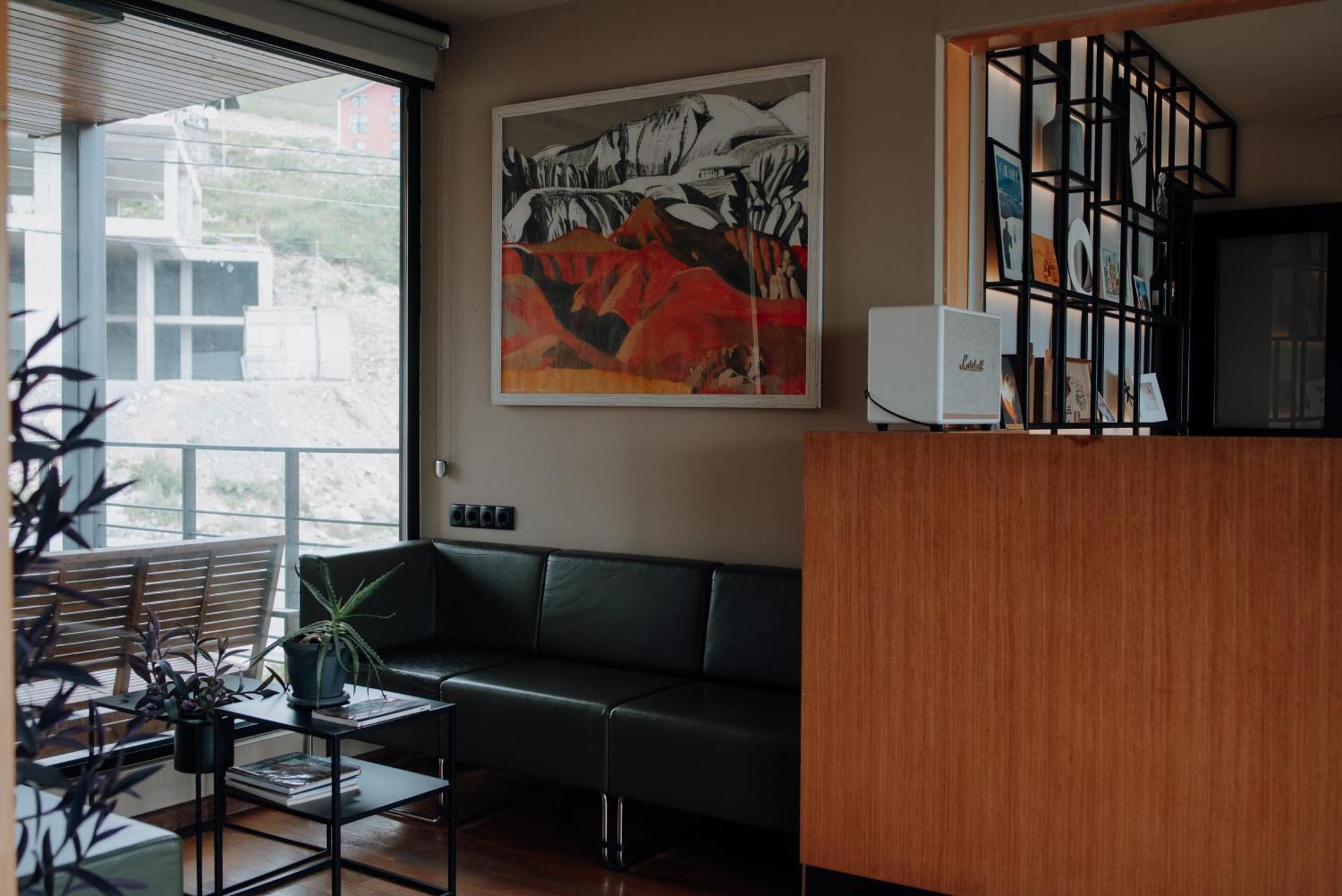 Quadrum Hotel Gudauri Eksteriør billede