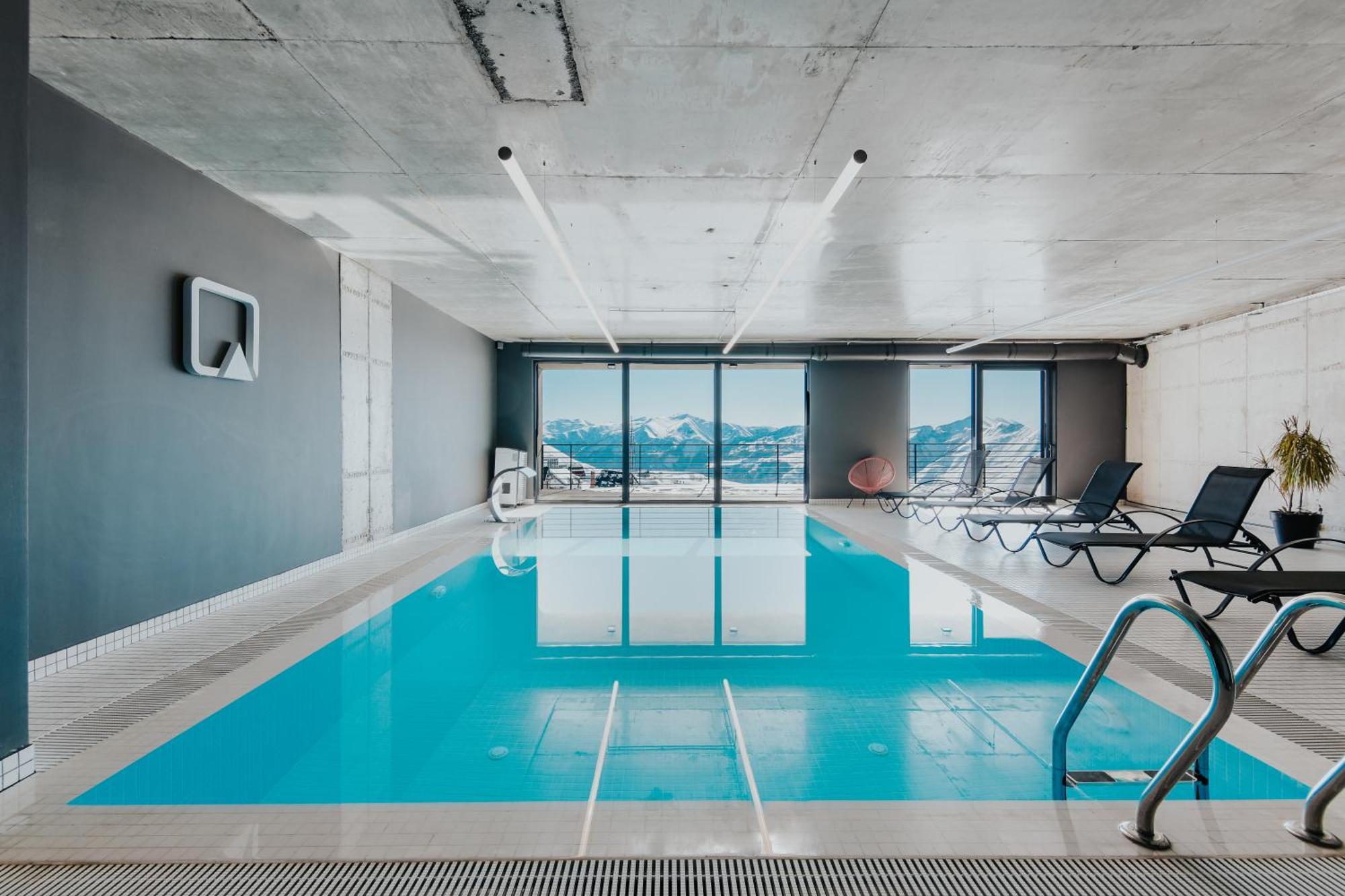 Quadrum Hotel Gudauri Eksteriør billede
